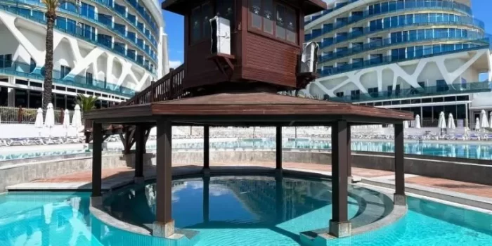 Jakuzi-Havuz-768x576