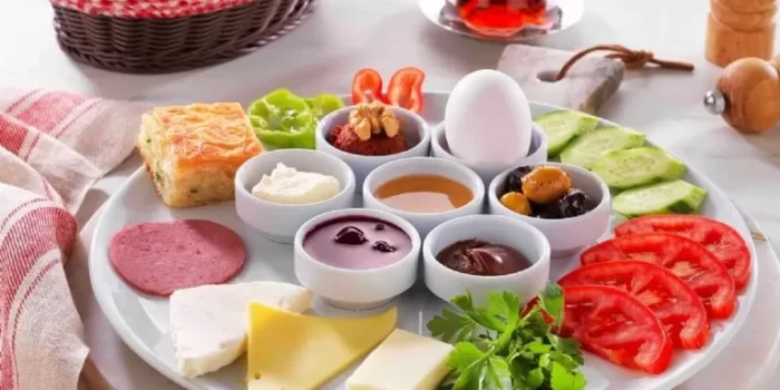 kahvalti_tabagi-768x463